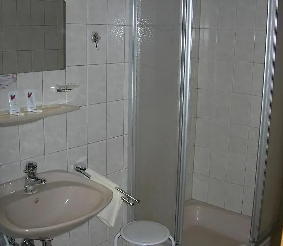 Bioalm Wassermann Wirt بيت ضيافة 3*